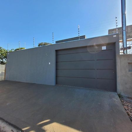 Apartamento Confortavel Para Ate 6 Pessoas, Sao 10 Unidades, Excelente Custo Beneficio ウベラバ エクステリア 写真